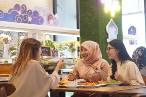 Hotel 88 Kedungsari Surabaya Hadirkan 130 Menu Buka Puasa 