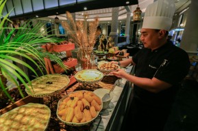Iftar Mewah, JW Marriott Surabaya Hadirkan “Taste of Istanbul"