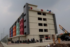 Antrean Warga Membludak, DPRD Surabaya Dorong Bangun Rusunami 20 Lantai