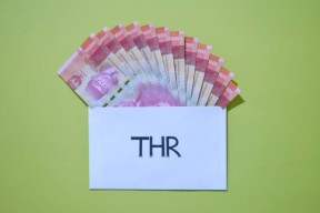 Pemkot Surabaya Buka Posko Aduan THR Offline dan Online, Warga Bisa Lapor hingga Lebaran