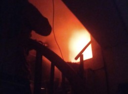 Ditinggal Mudik, Rumah Kos di Surabaya Terbakar