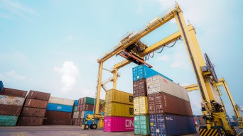 TPS Dukung Transformasi Hijau Pelabuhan Nasional lewat Elektrifikasi Alat