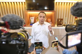 Digadang jadi Solusi, Wali Kota Eri Pertimbangkan Proyek MRT dan LRT di Surabaya