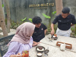 Urban Wagyu Kenalkan Hamburg Crafter, Comfort Food Bergaya Asia-Eropa