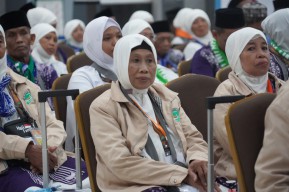 Kasus Perampasan di Makkah, PPIH Surabaya Minta Jemaah Haji Lebih Waspada