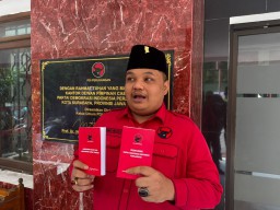 Kritik dari Dalam: Achmad Hidayat Tegur Plt Ketua DPC PDIP Menyimpang Prinsip Partai