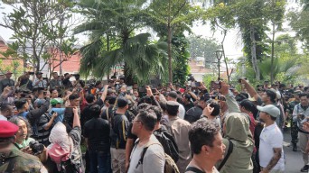 Sengketa Lahan Tuntas, Rumah Eks Wapangab Dieksekusi PN Surabaya