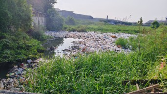 Bozem Avur Sumo Kembali Dipenuhi Sampah, Ketua LPMK Ragukan Sayembara DLH