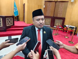 Hari Pertama MPLS, DPRD Surabaya Tegaskan Komitmen Pendidikan Berkualitas