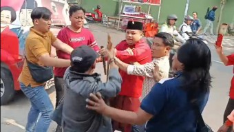 Nyaris Bakar Diri di Kantor PDIP Surabaya, Ahmad Hidayat Diamankan di Kantor Polisi