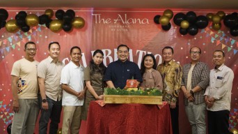 The Alana Surabaya Rayakan HUT ke-12 dengan Kegiatan Sosial