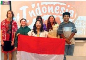 Siswi SMAK Frateran Tamatkan Program KL-YES di Amerika