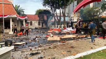Motor Terbakar, Begini Kondisi Grahadi Pasca Demo Ricuh