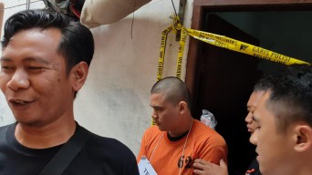 Rekonstruksi Mutilasi di Lidah Wetan, Tersangka Alvi Dicemooh Warga