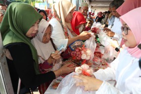 Surabaya Sukses Jaga Stabilitas Harga, Deflasi 0,07 Persen Jadi Sorotan Nasional