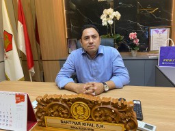 Rencana Utang Surabaya Turun Jadi Rp1,5 T, DPRD: Pendidikan dan Kesehatan Harus Aman