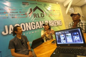 Forum PFI Surabaya Bahas Masa Depan Foto Jurnalistik di Era AI