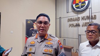 Tak Berkaitan Perkara, Polda Jatim Kembalikan 39 Buku Paham Anarkis Sitaan ke Tersangka Demo