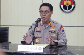 83 Personel Polri Terluka Saat Amankan Demo Anarkis di Jatim, 18 Dirawat Inap