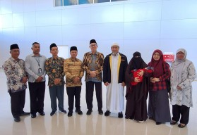 Melahirkan di Masjidil Haram, Jemaah Haji Embarkasi Surabaya Tiba di Tanah Air