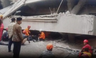 Santri 13 Tahun Selamat Setelah Tertimbun Lebih 48 Jam Reruntuhan Ponpes di Sidoarjo