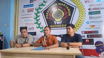 Wartawan Dilarang Liput Tanam Jagung di Mojokerto