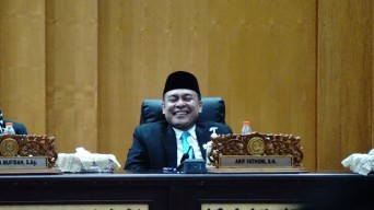 Politik di Era Digital, Arif Fathoni Jadikan Media Sosial Sebagai Jembatan Akuntabilitas