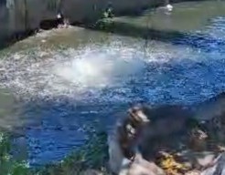 PDAM Surya Sembada Tegaskan Semburan di Rungkut Bukan Akibat Pipa Bocor