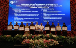 Surabaya Raih Penghargaan BRIN 2025, Jadi Kota Pelopor Inovasi Berbasis Data