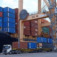 Tidak Ada Penutupan Pelabuhan, Penanganan Peti Kemas Terpapar Cesium Berjalan Aman