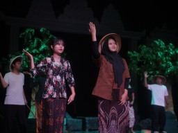 SMP Labschool Unesa 3 Surabaya Gelar ANSARA 2025, Gen Z Didorong jadi Pahlawan Bahasa