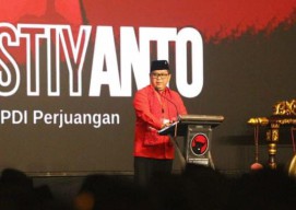 Hasto Buka Konferda-Konfercab PDI-P Jatim, Lima Sejarah Jadi Pedoman Kader