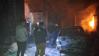 Api Lalap Pabrik Tahu di Mojokerto, Satu Mobil Ikut Terbakar