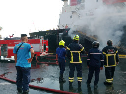 Penyebab Kebakaran Kapal Kontainer di Tanjung Perak Belum Diketahui, Investigasi Berjalan
