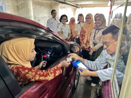 Mulai 2026 Surabaya Wajibkan Parkir Nontunai, Penolak Bayar Digital Akan Didenda
