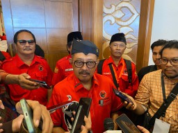 Armuji Nahkodai PDIP Surabaya, Pasang Target Kembalikan Jumlah Kursi DPRD