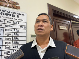 Bantuan Beasiswa Pemkot Surabaya Tak Menutup UKT, DPRD Ingatkan Kampus Tak Membebani