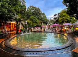 Wisata Dekat Surabaya: Tempatnya Nyaman, Murah dan Cocok untuk Keluarga