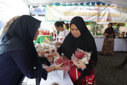 Harga Cabai di GPM Surabaya Turun hingga 50 Persen Jelang Ramadan