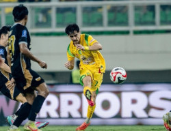 Persebaya Surabaya Vs Dewa United: Duel Panas Sarat Ambisi di GBT