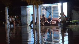 Mojokerto Dilanda Banjir: 125 Rumah Terdampak, 11 Lansia Dievakuasi