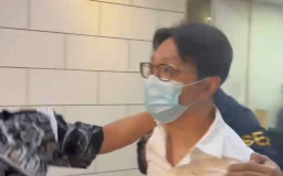 Penampakan Dokter Richard Lee saat Dilakukan Penahanan