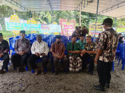 Momen GM FKPPI Jatim Beri Talih Asih pada Keluarga Praka Farizal yang Gugur di Lebanon