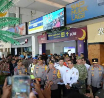 Kapolri Janji Usut Tuntas Kasus Penyiraman Aktifis Kontras Andrie Yunus