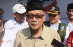 Menhaj Irfan Tegaskan Jadwal Keberangkatan Haji-Umrah Tetap Aman di Tengah Konflik Timur Tengah 