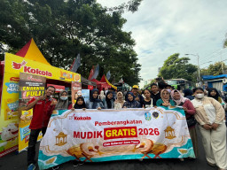 Momen Kokola Group Berbagi Kebahagiaan dalam Program Mudik Gratis Jatim 2026