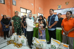 Pemkot Mojokerto Salurkan Bantuan Cadangan Pangan Tahap Pertama untuk 3577 Warga