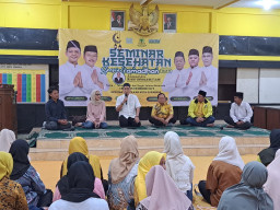 Animo Tinggi, Seminar Puasa Sehat Golkar Diikuti Ratusan Warga Surabaya