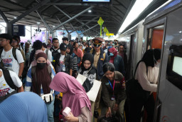Commuter Line Hari Pertama Lebaran Penuh, Rute Dhoho, Penataran, dan Supas jadi Favorit