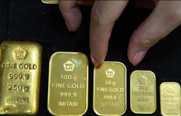 Harga Emas Antam Hari Ini: Masih Belum Oke, Jangan Bete ya Bestie